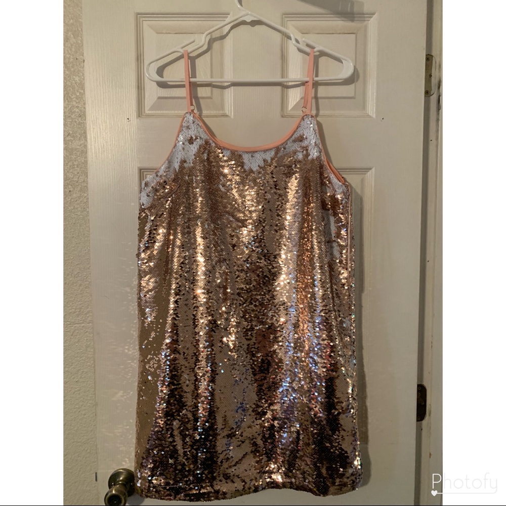 NWT Gold/white sequins party dress